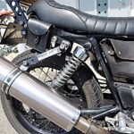 SR400ノーマルリアショックを付けてみた　2